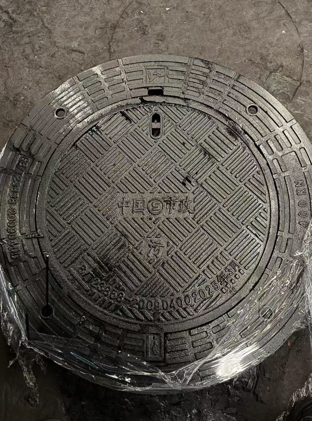 明光球墨铸铁防沉降井盖展示